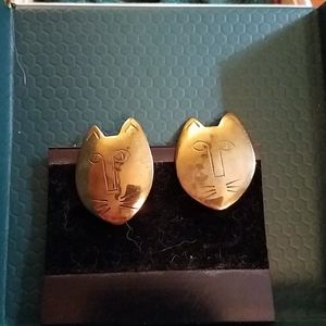 Gold tone brass french wire earrings